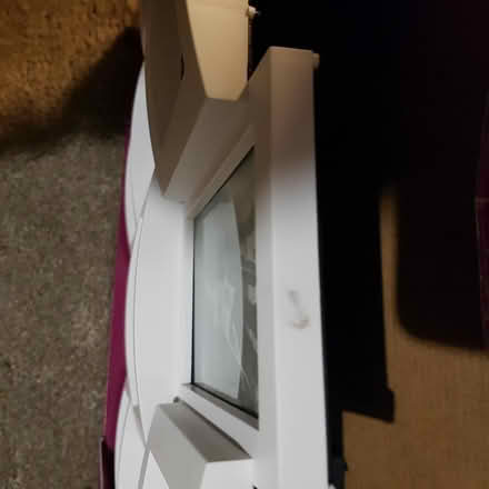 Photo of free White Picture Frame ( Has A Mark ) (Handforth SK9) #4