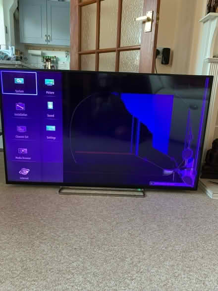Photo of free 50” Toshiba tv (ME15 off Willington street) #1