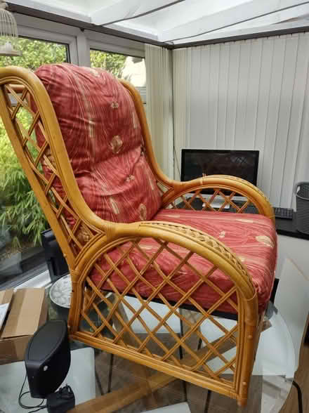 Photo of free Cane chair very comfortable (Sunnyhill DE23) #2