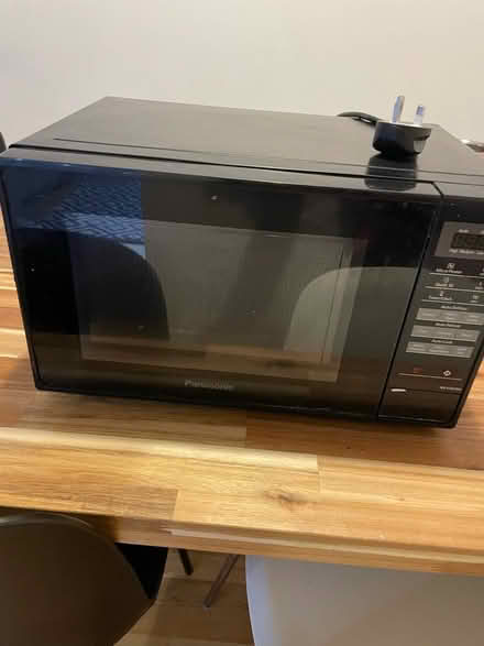 Photo of free Microwave (Bursledon) #1