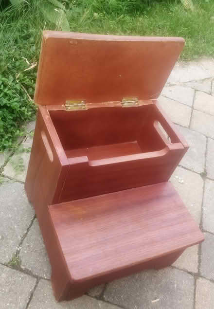 Photo of free step stool (Watertown) #2