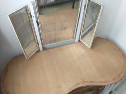 Photo of free Lady's dressing table (Bearsted ME14) #1