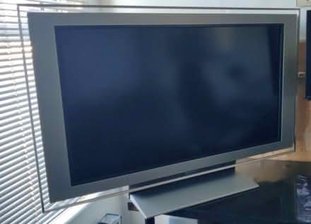 Photo of free Sony Bravia KDL-40X2000 LCD Screen 40" (Scaynes Hill RH17) #1