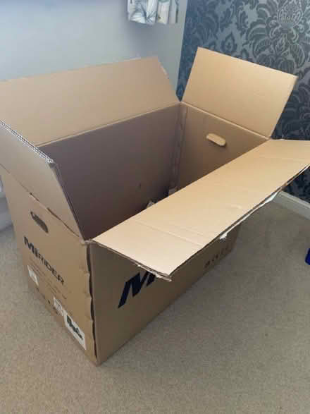 Photo of free Large cardboard box (Skewen SA10) #1