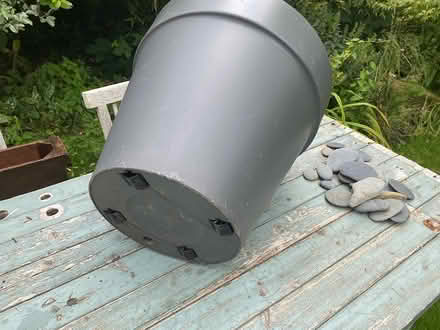 Photo of free Patio planter/pot (Central Fordingbridge (SP6)) #2