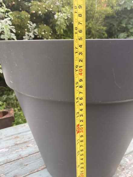 Photo of free Patio planter/pot (Central Fordingbridge (SP6)) #3