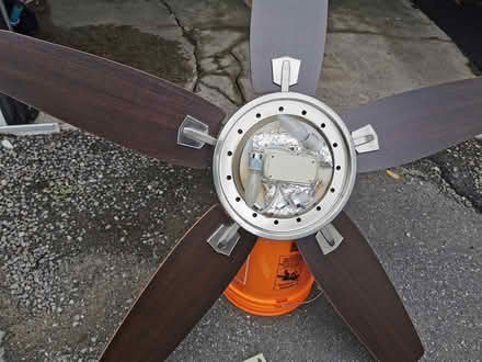 Photo of free 52 inch ceiling fan (Vanier north) #3