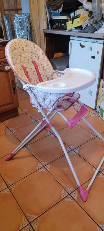 Photo of free High chair (CT1) #2