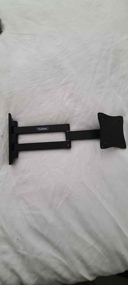 Photo of free Wall TV Bracket (Kegworth DE74) #2