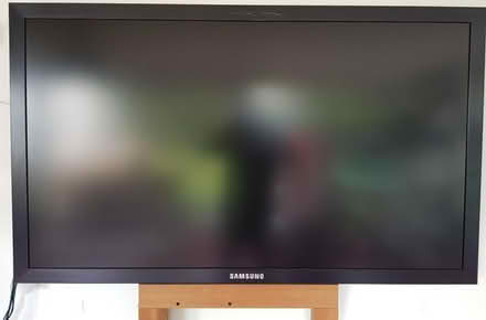 Photo of free Samsung Professional Display 70" Screen - LH70BVTLBF/EN (Ladderstile Gate KT2) #1