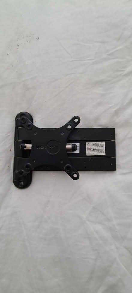 Photo of free TV Wall bracket (Kegworth DE74) #2