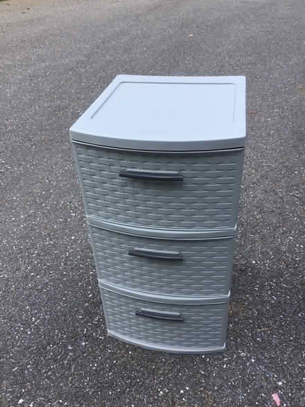 Photo of free Plastic drawer stand (Tyngsboro-East) #1