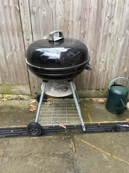 Photo of free BBQ (NW3, Glenmore Road) #1