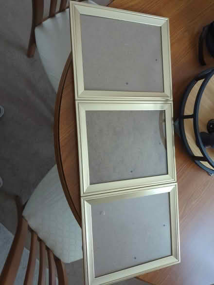 Photo of free Gold photo frame (Ashington (NE63)) #1