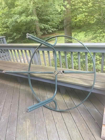 Photo of free Patio table (MD) #1