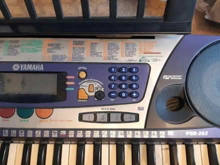 Photo of free Yamaha keyboard (Scotches DE56) #3