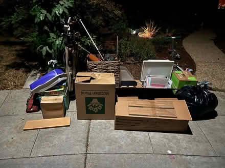 Photo of free stuff (Mountain View Downtown) #1