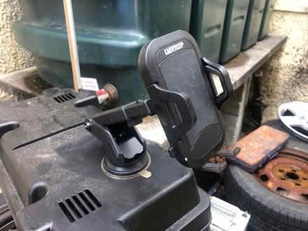 Photo of free Dash mounted mobile phone holder (Stenalees PL26) #1
