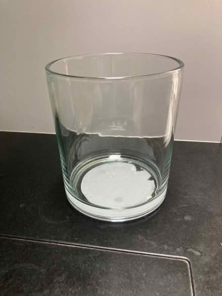 Photo of free Big glass vase/Hurricane lamp (St Albans AL3) #1