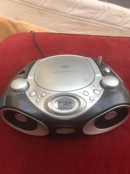 Photo of free CD/MP3 player, 2x clock/radio (Church RG2) #3
