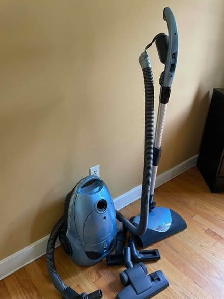 Photo of free Simplicity vacuum (Glastonbury Center) #3