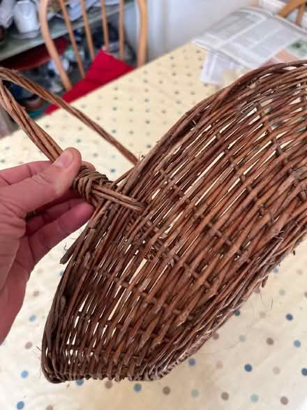 Photo of free Basket with handle (Shoreham-by-Sea BN43) #3