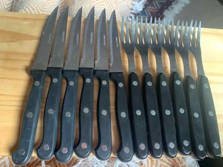 Photo of free Steak knives and forks set (Kingsmead) #1