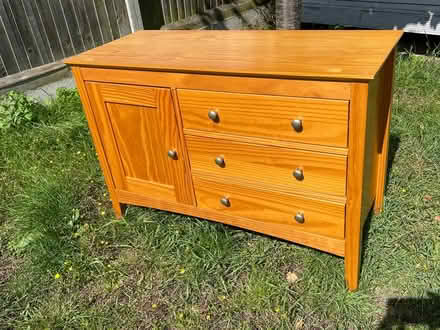 Photo of free M&S drawer and cupboard unit (DA7) #2