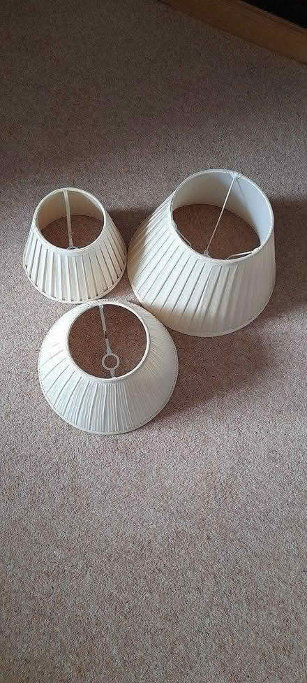Photo of free set of lamp/light shades (AB33) #1