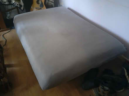 Photo of free Bed Settee (maldon CM9) #1