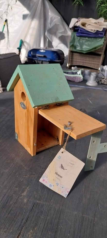 Photo of free Wooden bird house (Hemel Hempstead HP2) #1