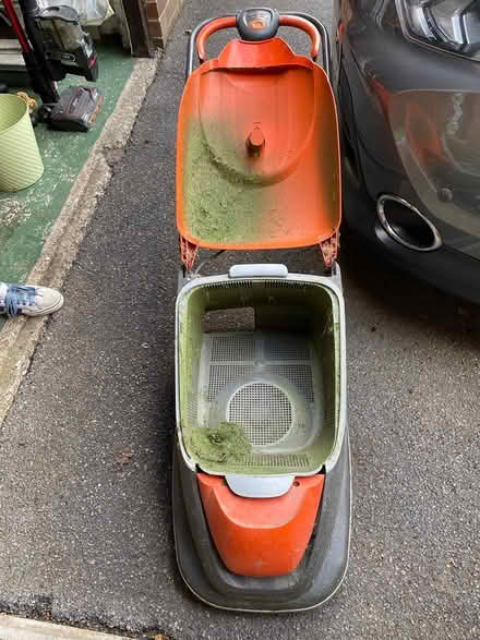Photo of free Electric lawn mover (Basingstoke) #2