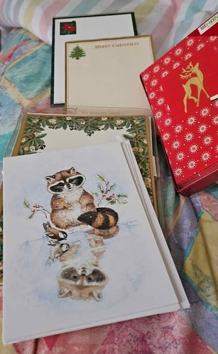 Photo of free Holiday card assortment til 8.20 (Powhatan Crossing) #1