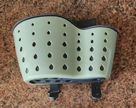 Photo of free Various kitchen stuff (SE25) #2