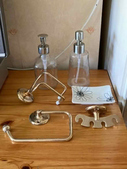 Photo of free Bathroom accessories (Hertford Heath SG13) #1