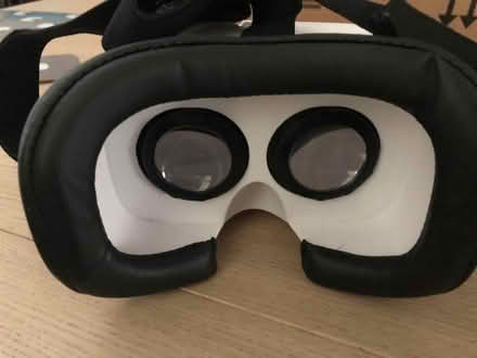 Photo of free VR headset (Halfway G72) #3