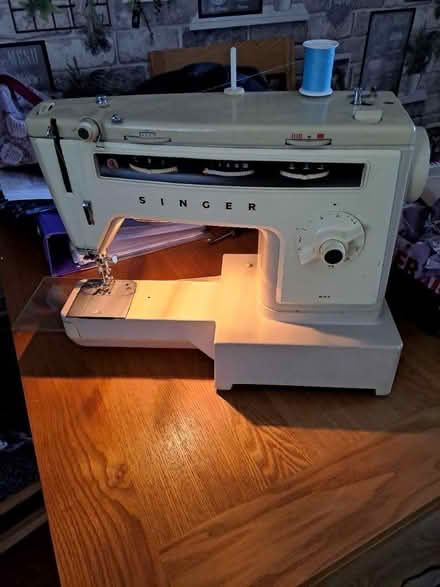 Photo of free Vintage Singer Sewing Machine (North Emsworth PO10 7) #2