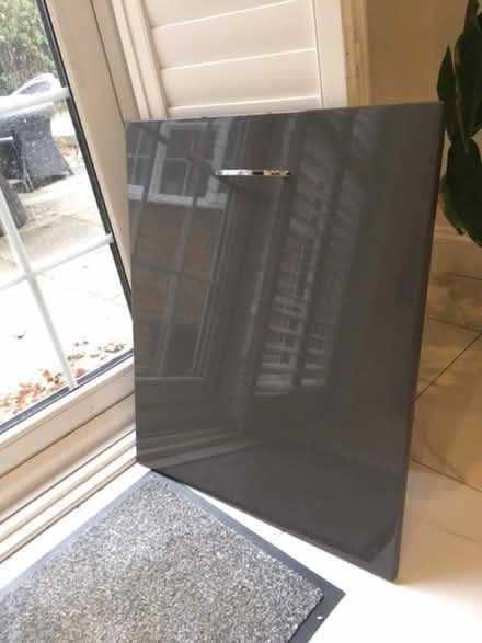 Photo of free dishwasher door (Beaconsfield HP9) #1