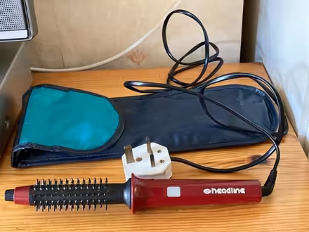 Photo of free electric hair curler (Hertford Heath SG13) #1