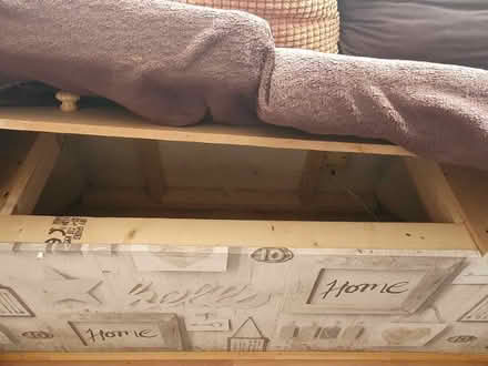 Photo of free Bay window storage seat (West Croydon CR0) #1