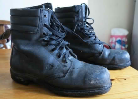 Photo of free Steel Toe cap Boots size 9 - 10 (Hulme M16) #1