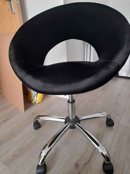 Photo of free Gas lift office chair (BD20) #1
