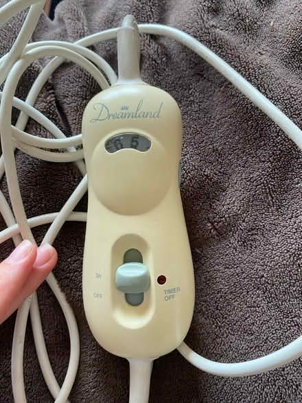Photo of free Electric blanket - not working (Horsham) #2