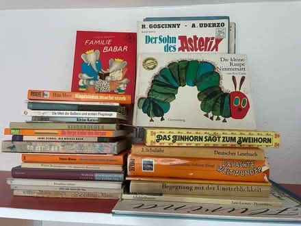 Photo of free Vintage GERMAN books (Broomhall S10) #1