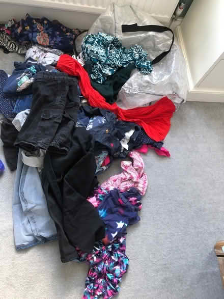 Photo of free Large bundle of teen clothes (East dulwich) #1