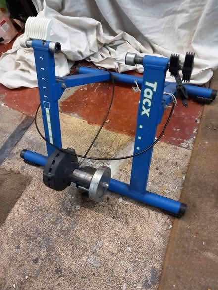 Photo of free Tacx cycle trainer (SW19) #4