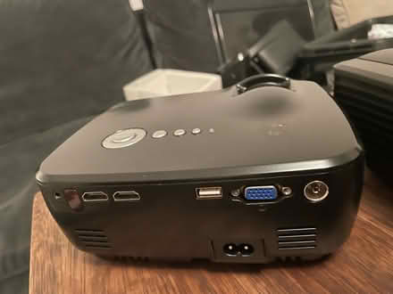 Photo of free 2 low end projectors (SW4) #3