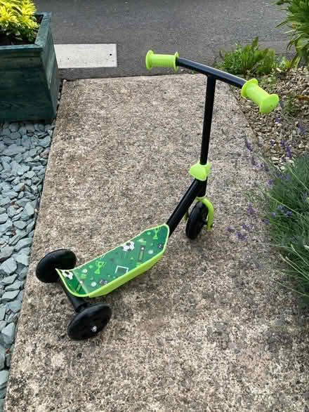 Photo of free Small kids three wheel scooter (Keynsham) #1