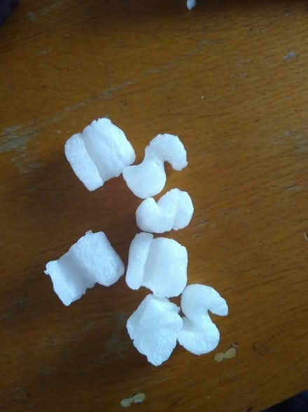 Photo of free Biodegradable Packing Peanuts (Kenilworth CV8) #1