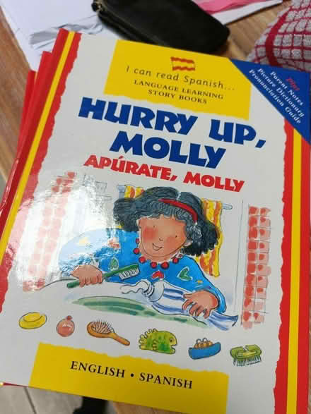 Photo of free x20 "I can read Spanish" english-spanish kids books (Chalker's Corner TW9) #1